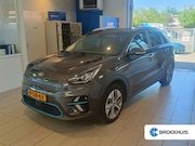 Kia e-Niro - ExecutiveLine 64 kWh | 100% SoH | Achteruitrijcamera | Cruis
