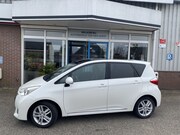 Toyota Verso S - 1.3 VVT-i Dynamic Leer Automaat Trekhaak