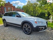Volvo XC70 - 3.2 Summum AUT/leer/DAK/trekhaak