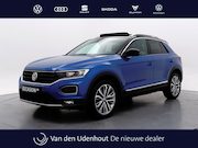 Volkswagen T-Roc - 1.5 TSI DSG 150pk Sport Navigatie Panoramadak Camera Beats L