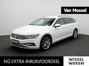Volkswagen Passat - Variant 2.0 TDI Business | TREKHAAK | NAVIGATIE | STOELVERWA