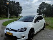 Volkswagen Golf - 1.4 TSI GTE Panoramadak, keyless, park assistent, stoelverwa