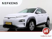 Hyundai Kona - Premium 64kWh | 1ste eigenaar | Trekhaak | LEER | Camera | L