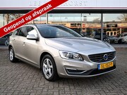 Volvo V60 - 2.0 T3 Momentum, climate, cruise, navi, trekhaak 1.600 kg