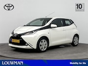 Toyota Aygo - 1.0 VVT-i x-play | Dealer onderhouden | Navigatie | Airco |