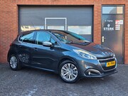 Peugeot 208 - 1.2 PureTech Allure Trekhaak Carplay Cruise 16"