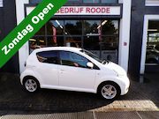 Toyota Aygo - 1.0 12V Automaat 5-Drs TOP STAAT ,GOED ONDERHOUDEN! ""ZONDAG
