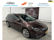 Opel Astra - Sports Tourer 1.4 Innovation HALF-LEDER / CARPLAY