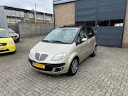 Lancia Musa - 1.4-16V Platino//Automaat
