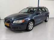 Volvo V70 - 2.5T Momentum NL-AUTO / DEALER HISTORIE
