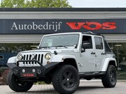 Jeep Wrangler - Unlimited 3.8 Sahara | V6 | Hardtop | Softtop | Verhoogd |