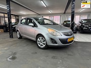 Opel Corsa - 1.4-16V Cosmo vol Automaat | stoel en stuur verwarming zeer