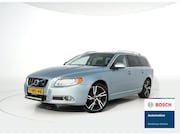 Volvo V70 - 3.0 T6 AWD Summum