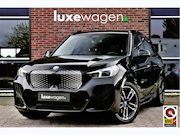 BMW iX1 - xDrive30 M-Sport Pano ACC Trekh E-zetels HUD H/K Massage