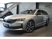 Skoda Octavia - Combi 1.5 TSI MHEV Sportline navi camera trekhaak 18 inch
