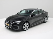Audi A3 - Limousine 35 TFSI S edition 150pk / Leder / Carplay / Virtua