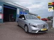 Mercedes-Benz B-klasse - B 180 Ambition trekhaak/ bovag garantie
