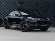 Porsche Cayenne - Coupé 3.0 E-Hybrid Sport Design ACC Pano GTS stoel