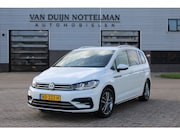Volkswagen Touran - 1.6 TDI SCR Highline Business R 7p / Automaat / N.A.P.