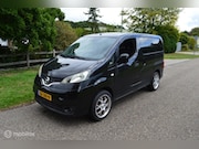 Nissan NV200 - Evalia / 1.6 LPG G3 / 7P / Camera / Keyless
