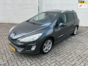 Peugeot 308 - 1.6 Signature Navi Trekhaak Cruise Controle Climat Controle