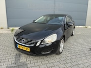 Volvo V60 - 2.0 D3 Kinetic | 347.422 km | Diesel | Zwart