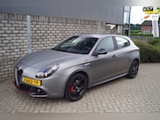 Alfa Romeo Giulietta - 1.4 Turbo Sport 120 PK Alcantara Sportst Navi Clima Cruise 2