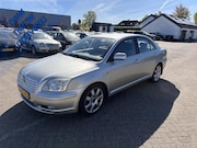 Toyota Avensis - 2.0 VVTi Executive