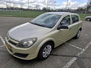 Opel Astra - 1.6 Essentia automaat , apk 3-2027