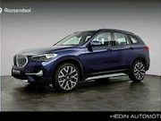 BMW X1 - sDrive20i High Executive | 19 inch | Head up | Sto