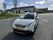 Peugeot 2008 - 1.6 VTi Féline Panorama Vol optie’s