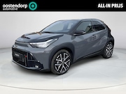 Toyota Aygo X - Hybrid 115 GR Sport | Storm grey met zwart dak | Nieuw uit v