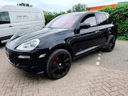 Porsche Cayenne - 4.8 Turbo