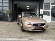 Volvo V40 - 1.6 T3 Momentum | 6 maanden garantie | APK 02-2027