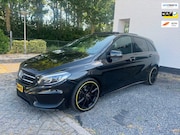 Mercedes-Benz B-klasse - 180 AUTOMAAT PANO AMG NAP NAVI AIRCO