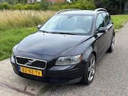 Volvo V50 - 2.4 Elan ECC Audio/CD Leder/stof LMV 18" Cruisecontrol ABS T