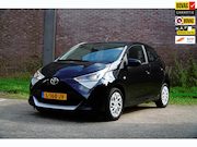 Toyota Aygo - 1.0 VVT-i x-play, Airco, Camera, Bluetooth, Elektr. Ramen vo