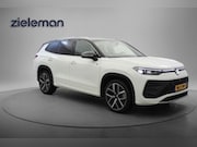 Volkswagen Tayron - 1.5 eTSI R-Line Edition 7 Persoons Automaat - Carplay, Camer
