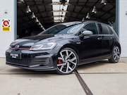 Volkswagen Golf - 2.0 TSI GTI Performance *Pano | ACC | Camera | Stoelverwarmi
