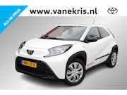 Toyota Aygo X - 1.0 VVT-i MT Play, Armsteun
