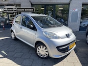 Peugeot 107 - 1.0-12V 5Deurs Weinig kilometers