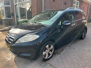 Honda FR-V - 1.7i Comfor AIRCO 6-PERSONEN