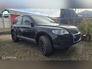 Volkswagen Touareg - 3.0 V6 TDI/LEES TEKST