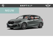 BMW 1-serie - M135i xDrive Panoramadak | Harman Kardon | Head Up | ACC | S