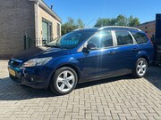Ford Focus - Wagon 1.6 Comfort |trekhaak | airco | cruise | nw apk