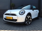MINI Cabrio - 2.0 Cooper C Favoured | HUD | Camera | Carplay | Leer | Stoe
