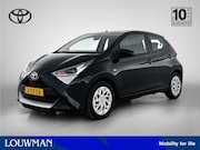 Toyota Aygo - 1.0 VVT-i x-play | Dealer onderhouden | Apple CarPlay/Androi