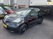 Toyota Aygo - 1.0-12V + 5 deurs + geregelde airco