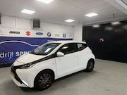 Toyota Aygo - 1.0 VVT-i x-play achteruitcamera/carplay