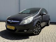 Opel Corsa - 1.2-16V '111 Edition Automaat Airco Getinte ramen